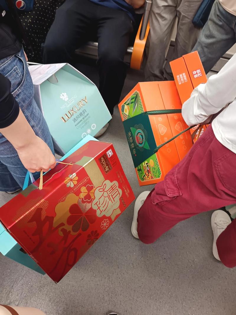 家居摆件：打造温馨生活的小艺术