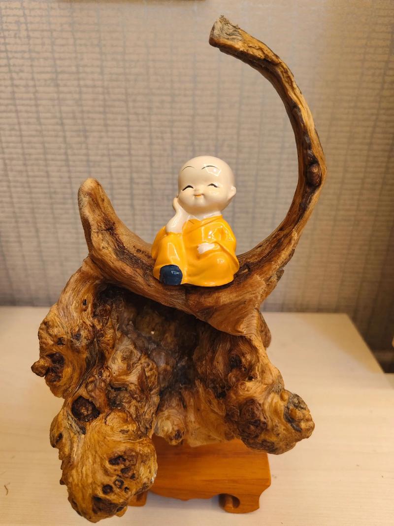 家居摆件：扮靓生活的小精灵